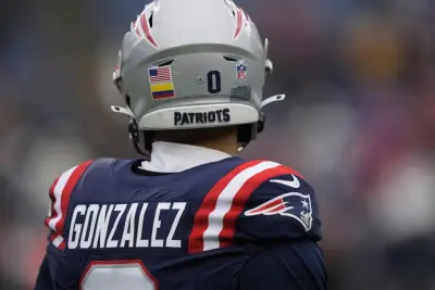 Patriots coach Mike Vrabel updates Christian Gonzalez’s injury status